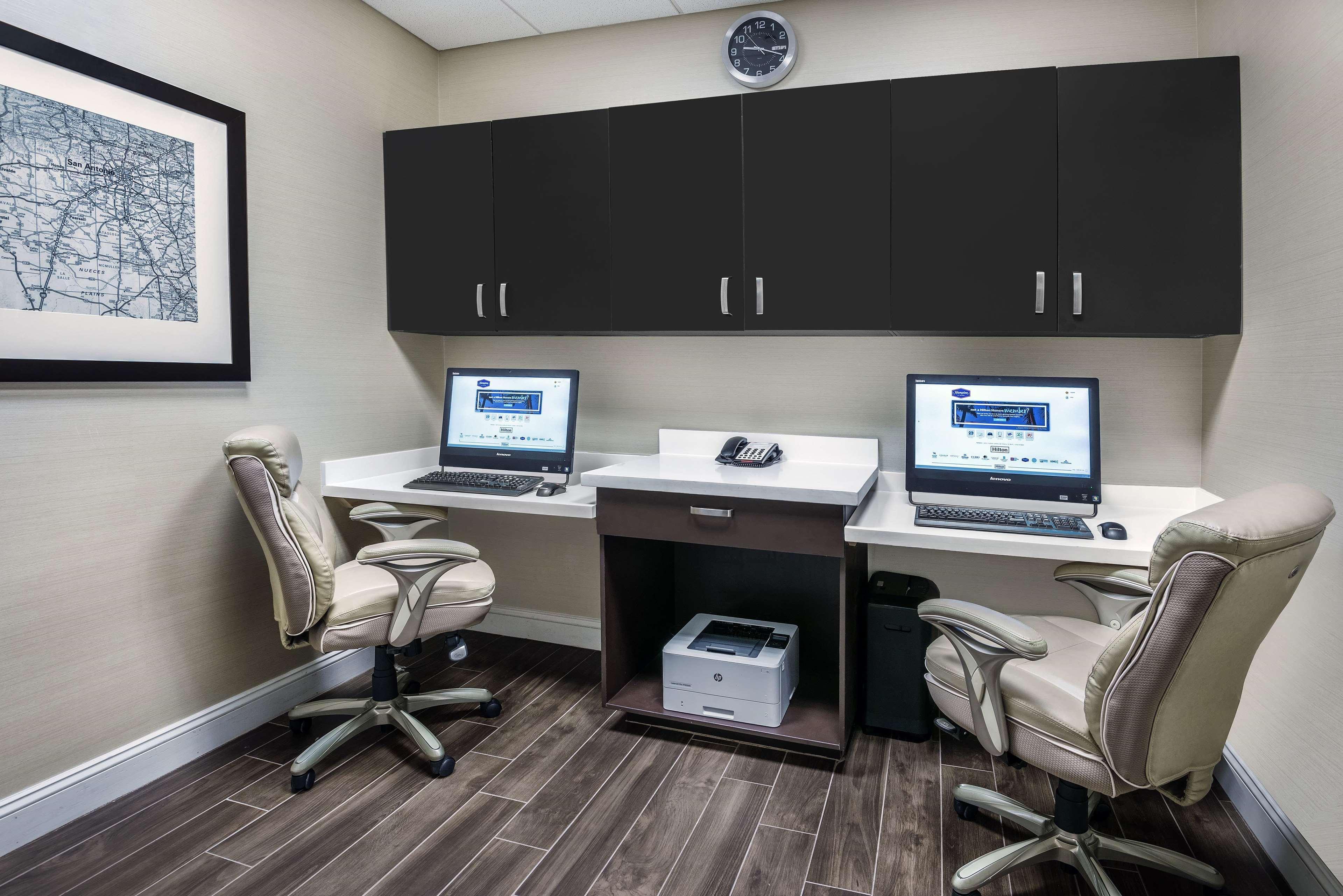 Hampton Inn & Suites San Antonio Brooks City Base, Tx Eksteriør bilde
